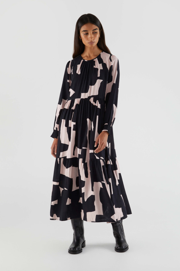 midi-dress-with-long-sleeves-and-abstract-print (4)